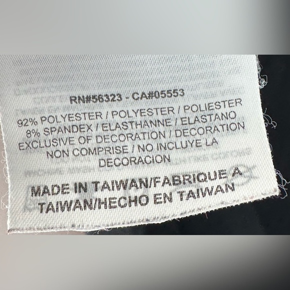 Nike Women's Dri-FIT Unlimited Zippered Cuff Versatile Pants - Picture 14 of 16